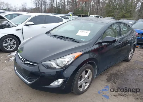 2013 Hyundai Elantra Gls из США, поврежденный, VIN KMHDH4AE4DU880612